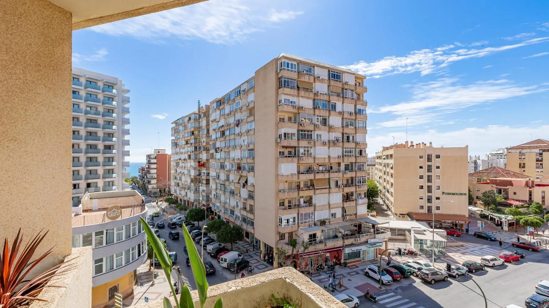 Apartment Oasis With Terrace And Sea Views With Rooftop Pool Torremolinos